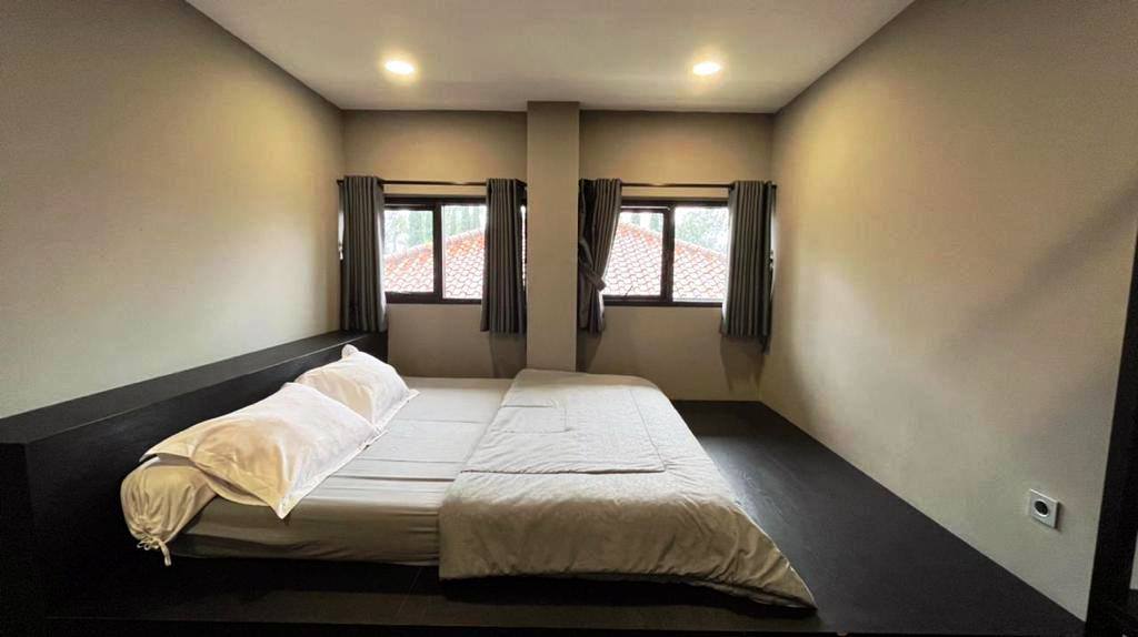 Villa Cemara - Image 14