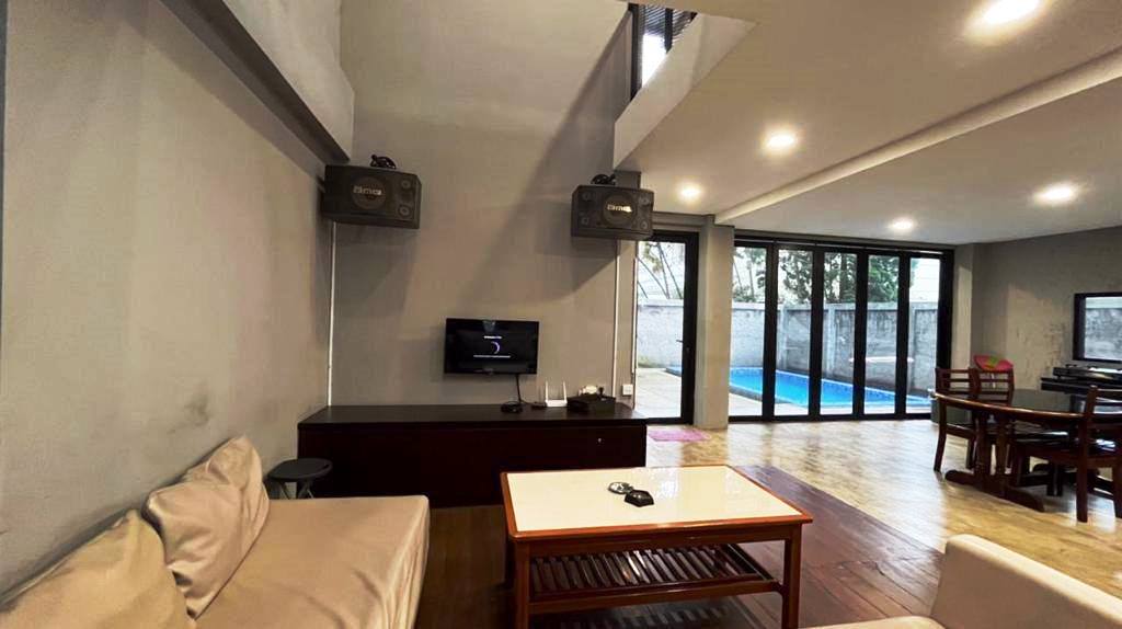 Villa Cemara - Image 18