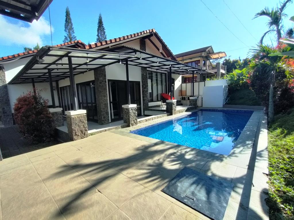 Villa Dmoyan